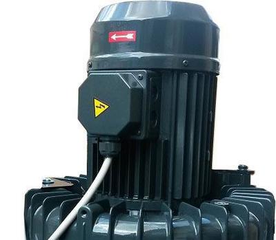 可吸鐵塊的重工業吸塵器TCX75S | 意大利原裝進口鐵屑吸塵機專業解析